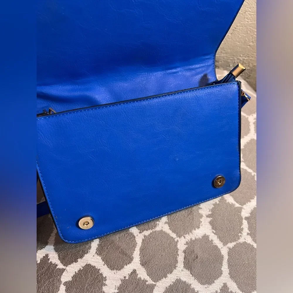 Yoki Blue and Gold Geometric Crossbody Bag